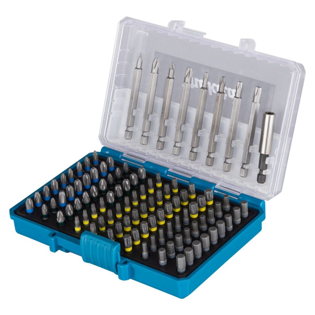 MAKITA Ruuvikärkisarja 99osaa. Kuvassa Ruuvikärkisarja 99osaa oikealta etuyläviistosta.