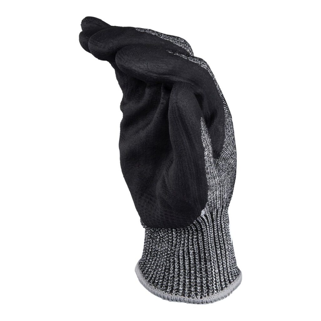 MAKITA Työkäsine Makita Nitriili Viiltosuojattu. Koko M / 8. Kuvassa Työkäsine Makita Nitriili Viiltosuojattu. Koko M / 8 oikealta etuyläviistosta.