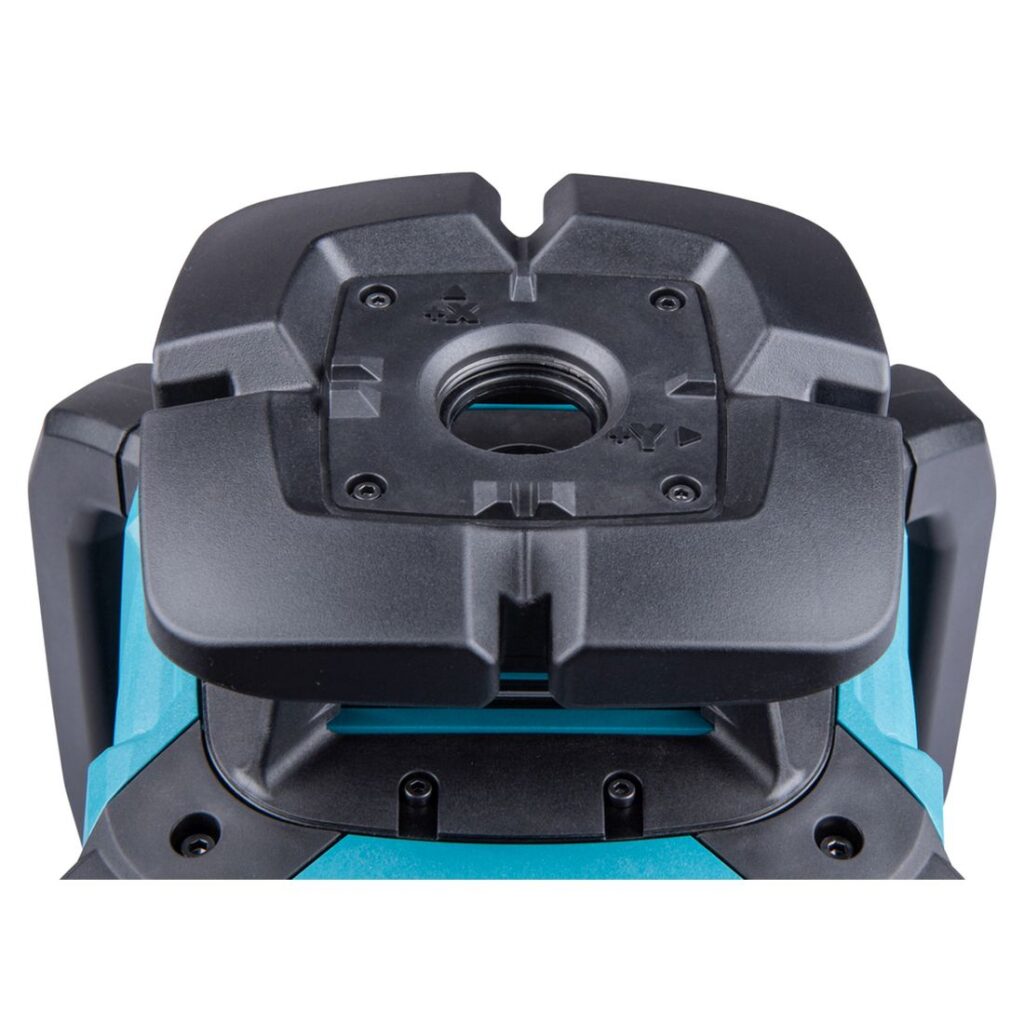 MAKITA Pyörivä laser LXT SKR001. Lähikuvassa Pyörivä laser LXT SKR001 yläviistosta.