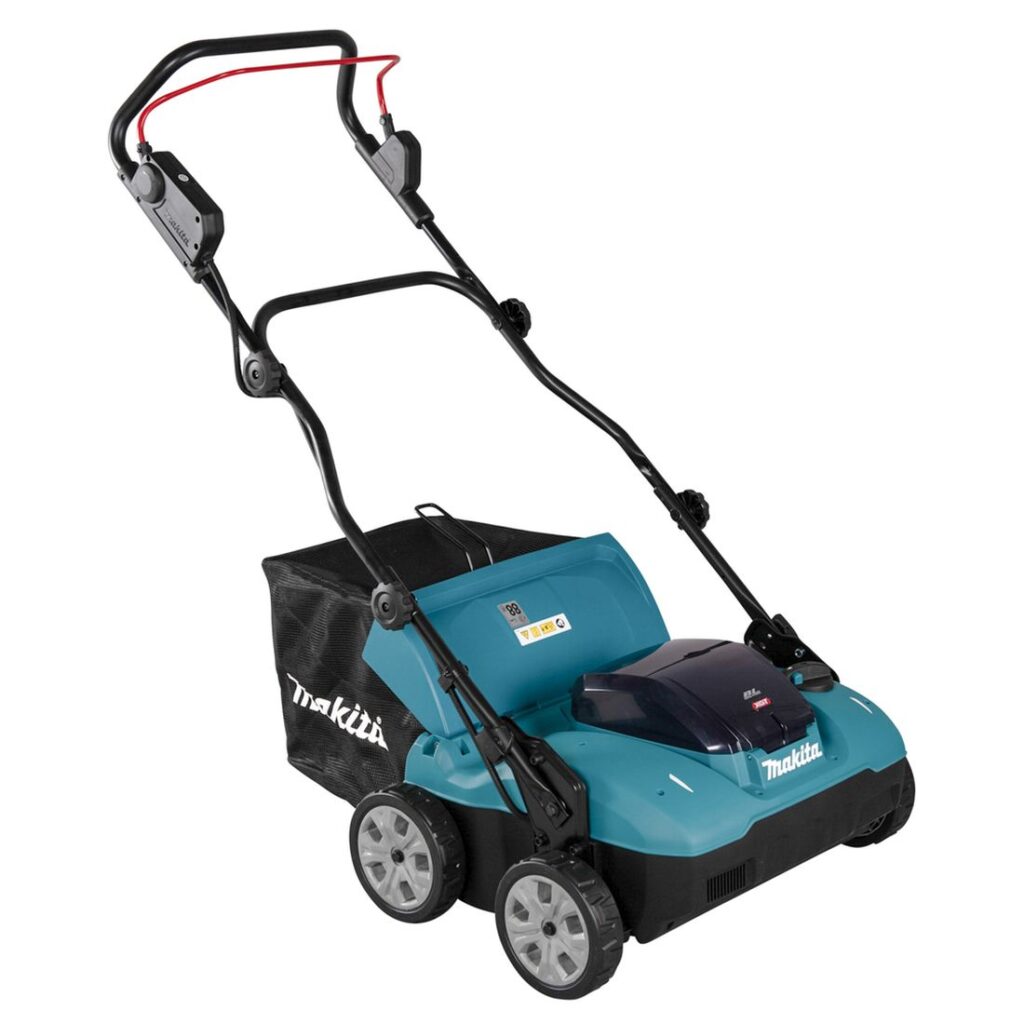 MAKITA Nurmikonilmaaja XGT. Kuvassa Nurmikonilmaaja XGT vasemmalta etuyläviistosta.