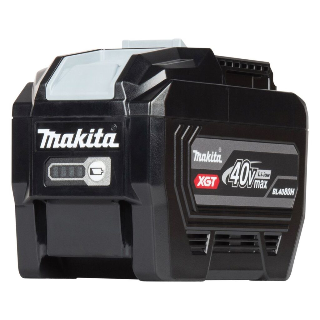 MAKITA Akku 8,0Ah XGT ® BL4080H. Kuvassa akku oikealta etuviistosta.