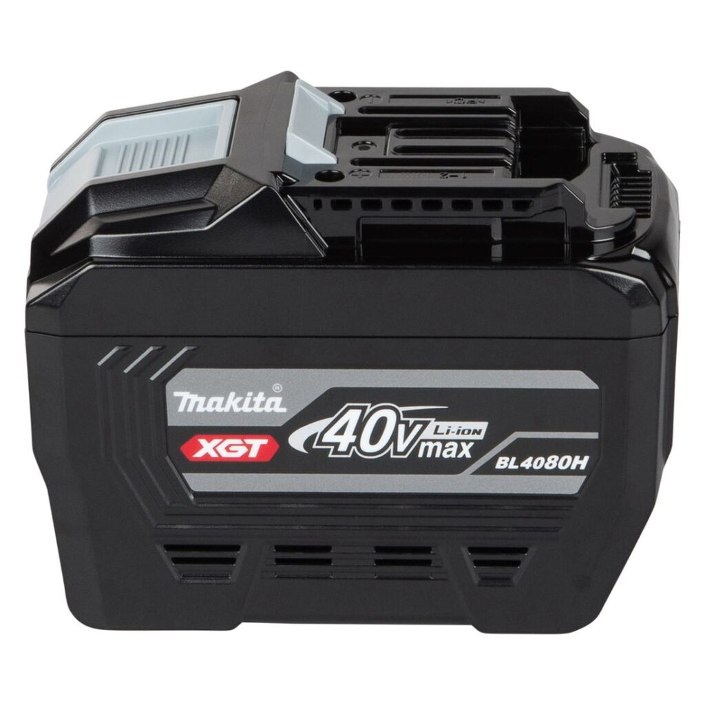 MAKITA Akku 8,0Ah XGT ® BL4080H. Kuvassa akku vasemmalta sivustapäin yläviistosta.