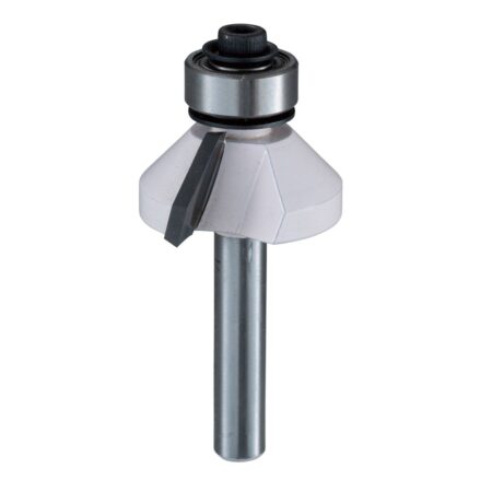 MAKITA VIISTEJYRSIN 45°. Kuvassa viistejyrsin edestäpäin yläviistosta.