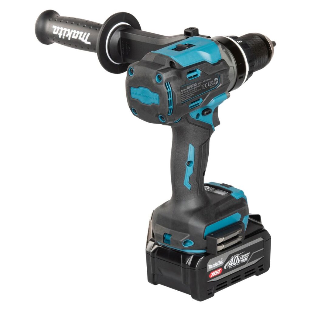 MAKITA Porakone XGT ® DF003GZ. Kuvassa porakone oikealta takayläviistosta.